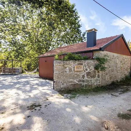 Quintinha Do Varoso - Little Red House 別荘 *