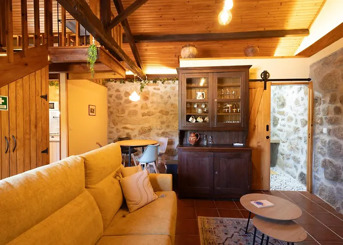 Quintinha Do Varoso - Little Red House Сasa de vacaciones São Pedro do Sul