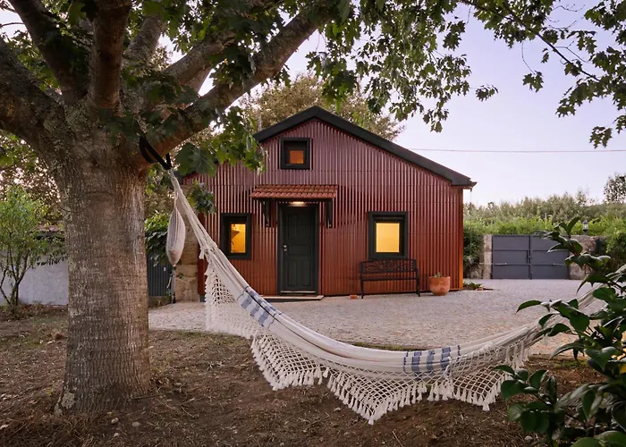 Quintinha Do Varoso - Little Red House 別荘 *