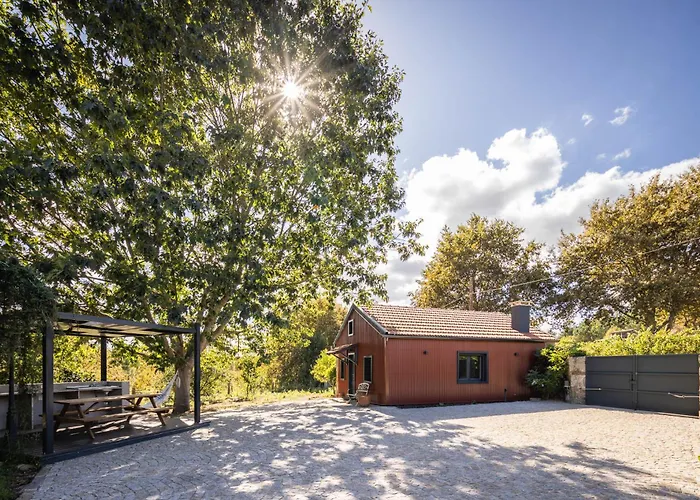 Quintinha Do Varoso - Little Red House